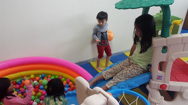 Salah satu sudut Kids Area di kantor Danone Indonesia
