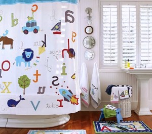 Cute-Kids-Shower-Curtains-Decoration-Ideas