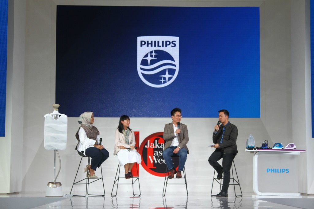 Istafiana Candarini, founder Kami, Ardha Ardea Prisilla S.Ds M.Ds, Dosen Jurusan Fashion Design, LaSalle College International Jakarta dan Yongky Sentosa, Head of Personal Health Philips Indonesia.